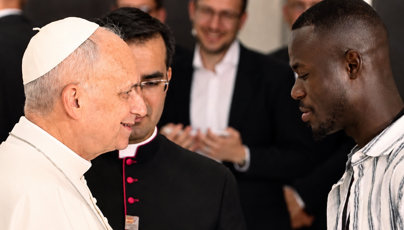 Leone XIV in Spagna, la pace passa dai pi&ugrave; fragili